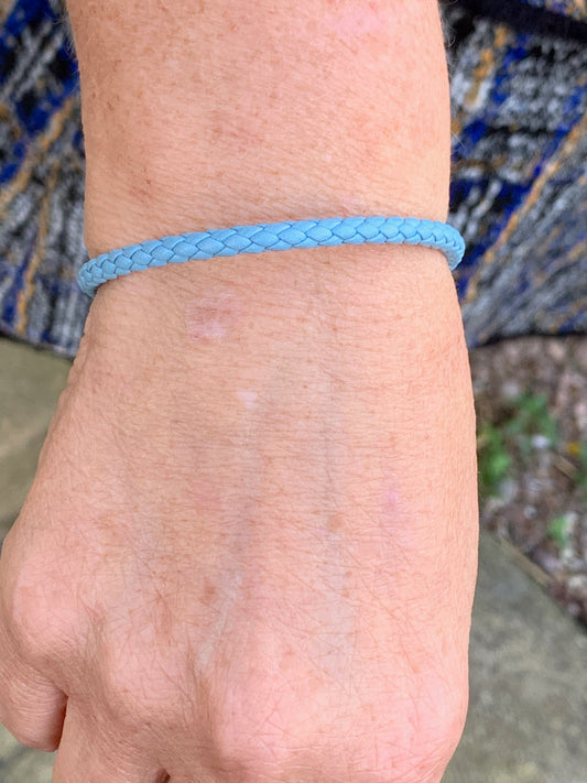 Light Blue Leather Cord Bracelet - pixi-daisy
