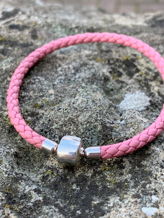 Pink Leather Cord Bracelet - pixi-daisy