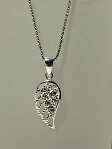 Crystal Angel Wing Necklace - pixi-daisy