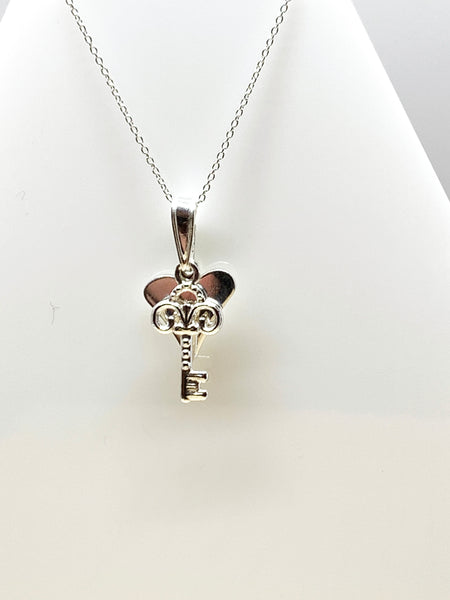 You Hold the Key to my Heart Sentiment from Pixi Daisy