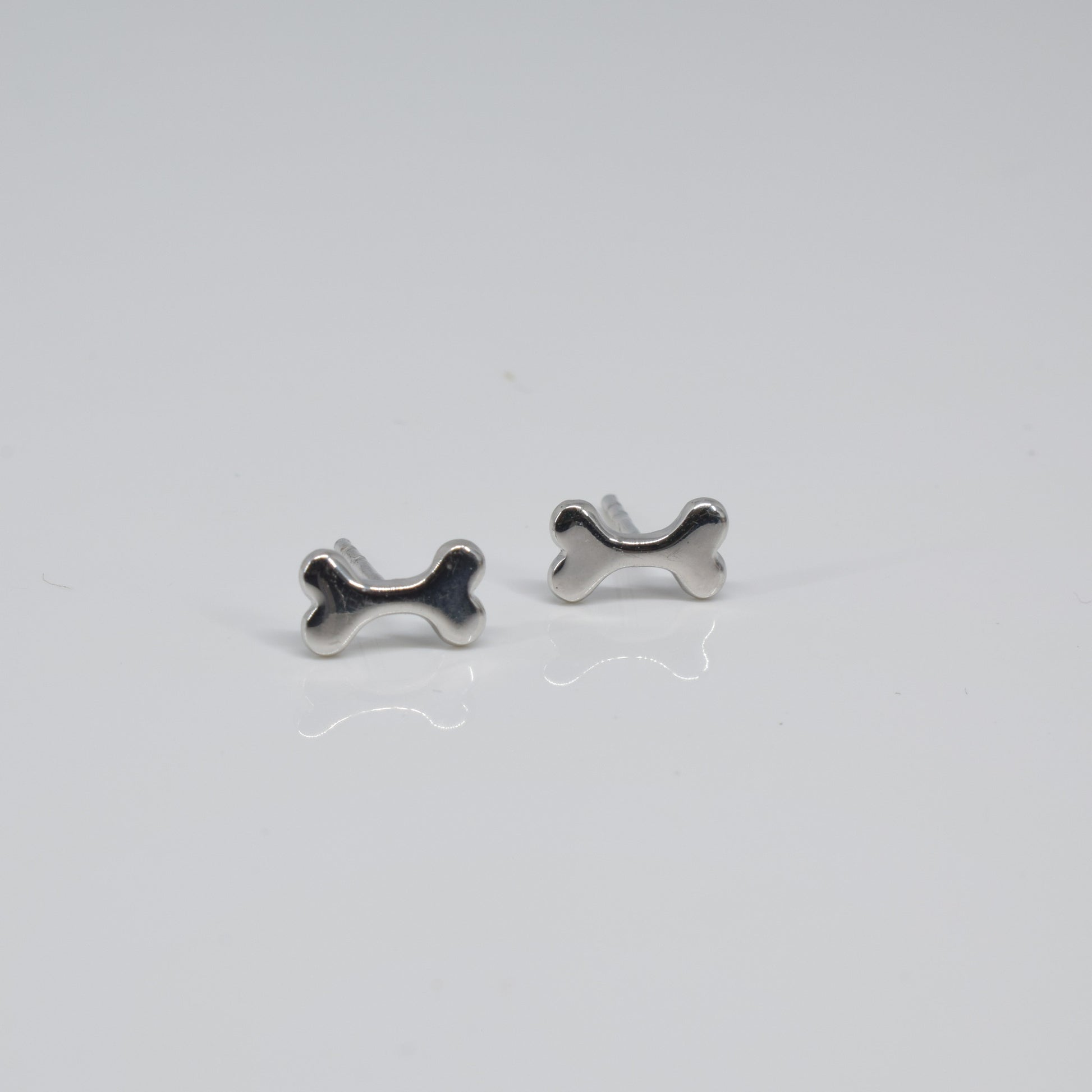 bone Ear Studs - Pixi daisy