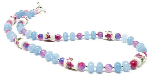 Hibiscus necklace from Pixi Daisy